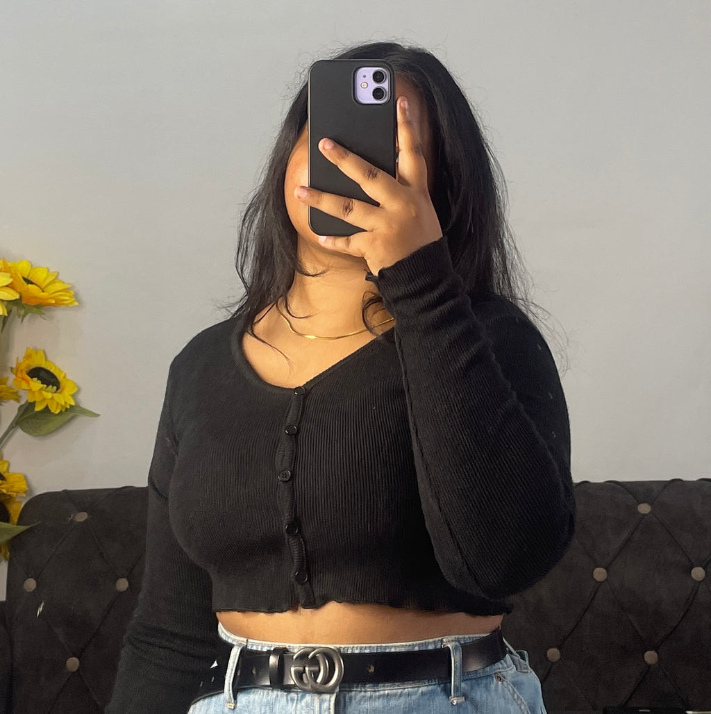 Black knit crop top